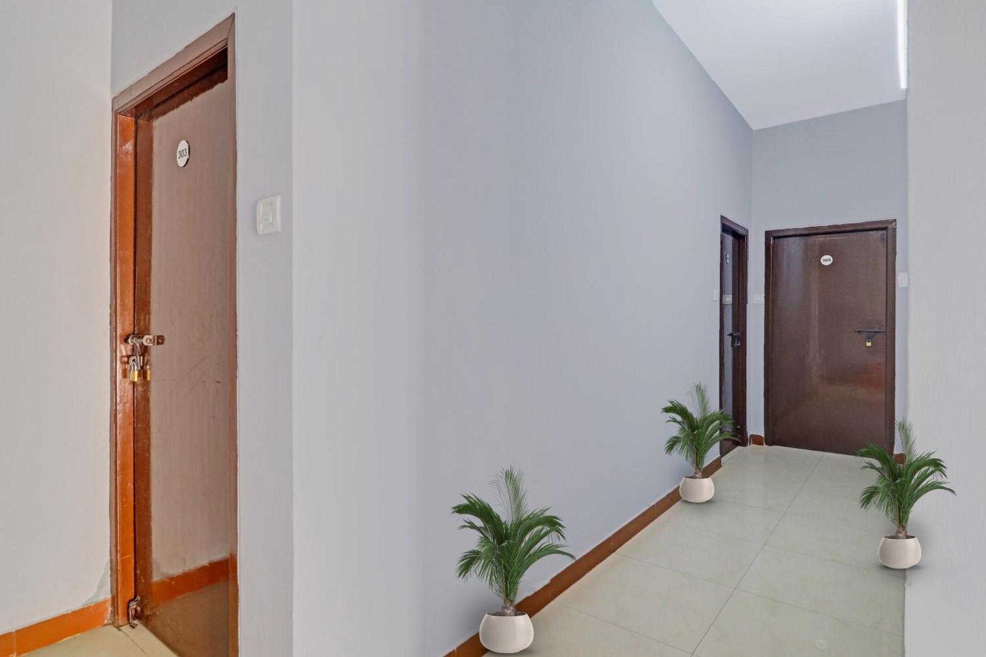 Hotel O Jagannath Near Shilparamam Kondapur  Esterno foto
